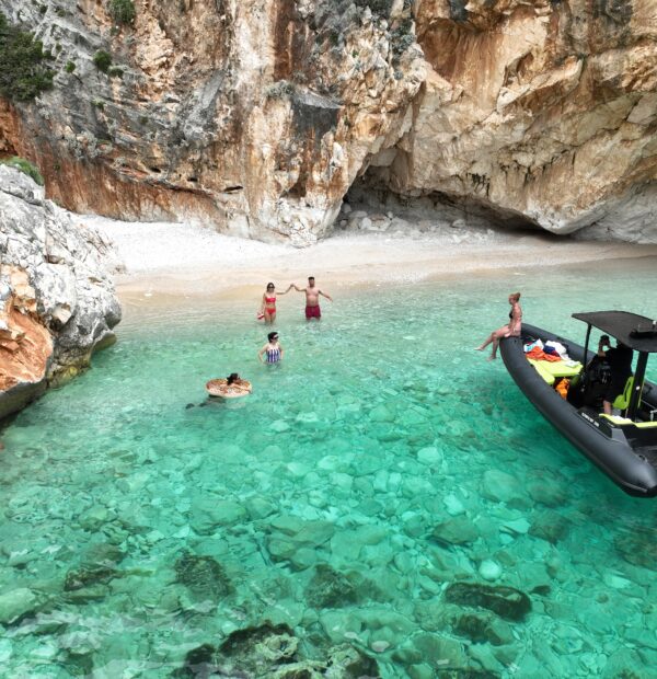 Dafina Bay & Haxhi Ali Cave Small Group Guided Tour